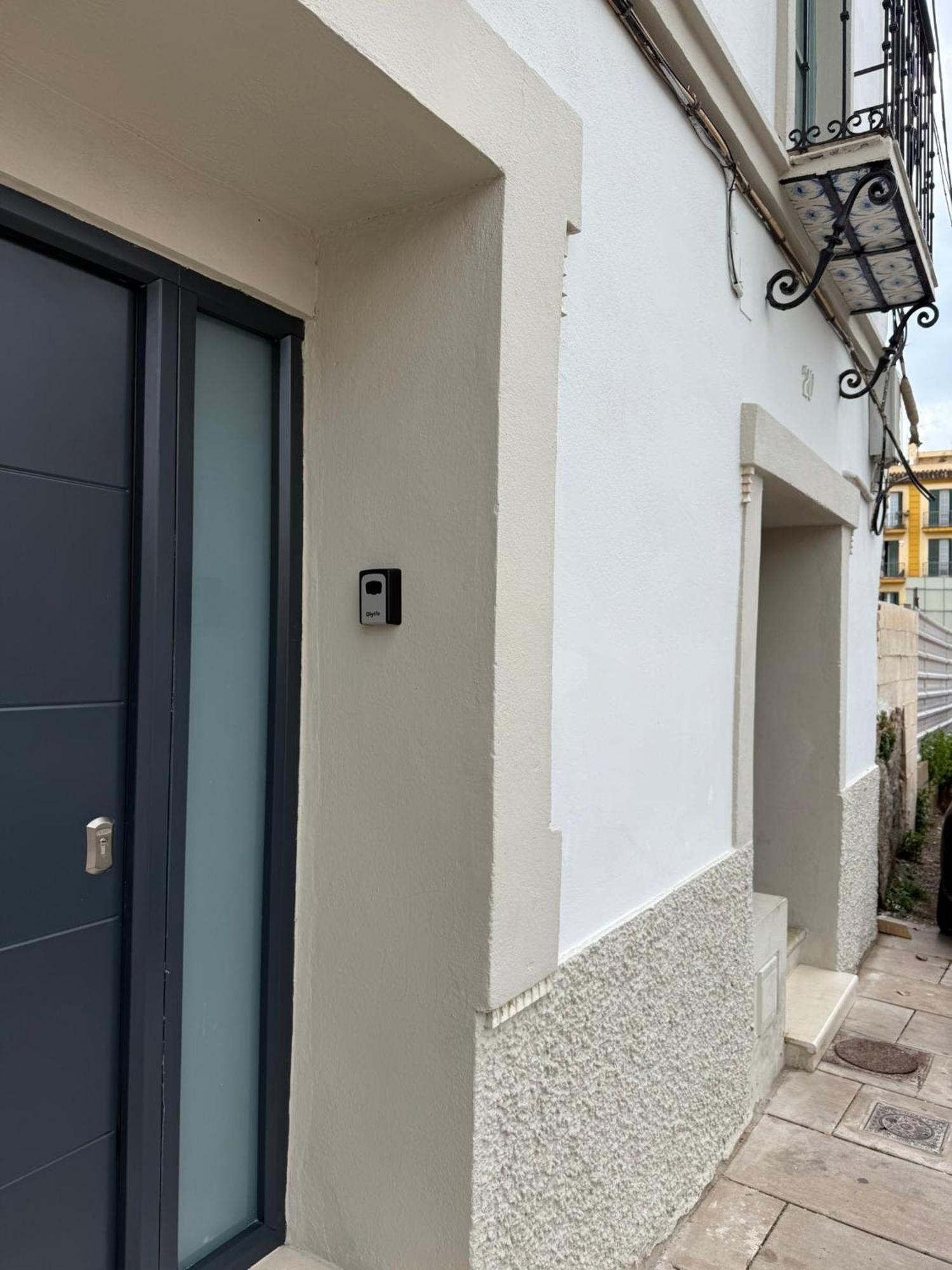 The Sunnydise Apartments Malaga Exterior photo