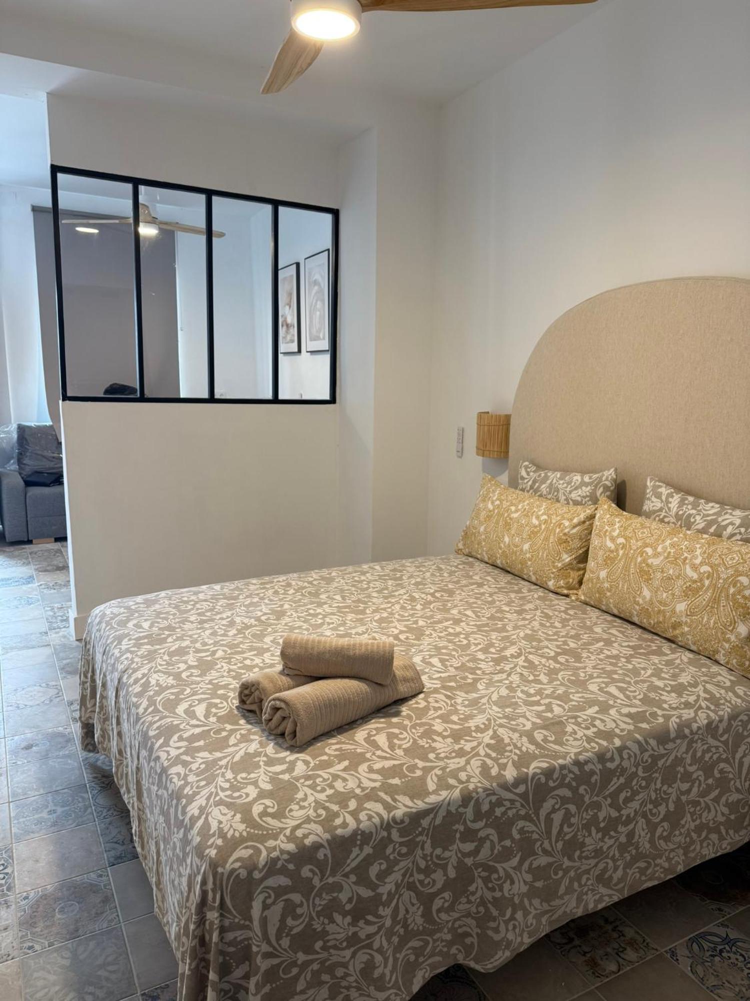The Sunnydise Apartments Malaga Exterior photo